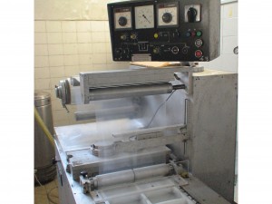 serial-vacuum-machine2